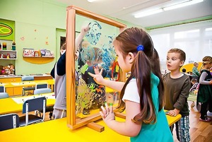 Игровой набор "Мольберт с зеркалом" - fgospostavki.ru - Златоуст